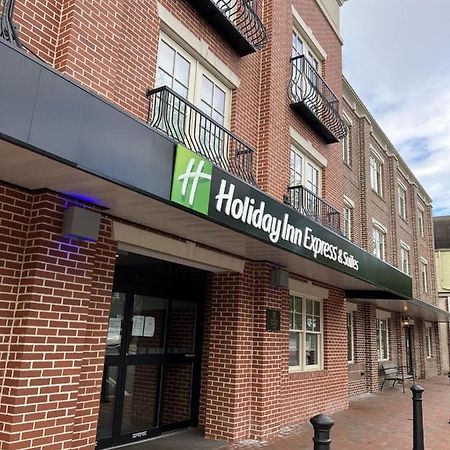 Holiday Inn Express & Suites - Dahlonega - University Area By Ihg Екстер'єр фото
